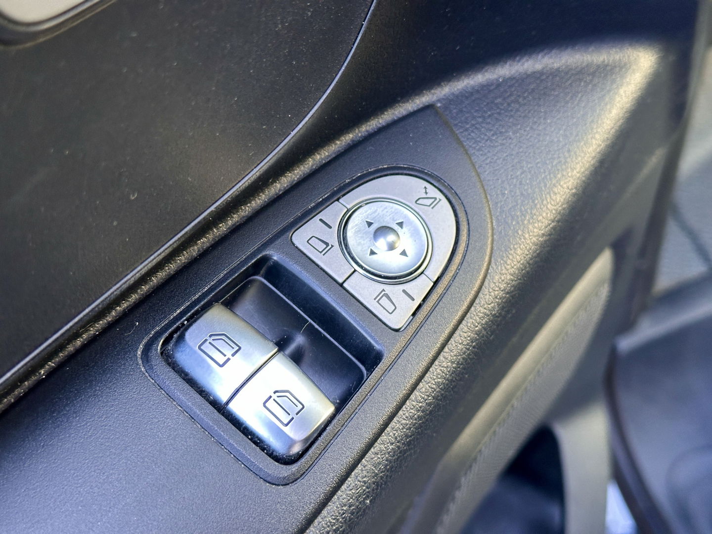 Mercedes-Benz Vito 119 CDI Extra Lang | Cruise Control | Achteruitrijcamera | Parkeersensoren | Apple Carplay | Android Auto | Stoelverwarming | LED