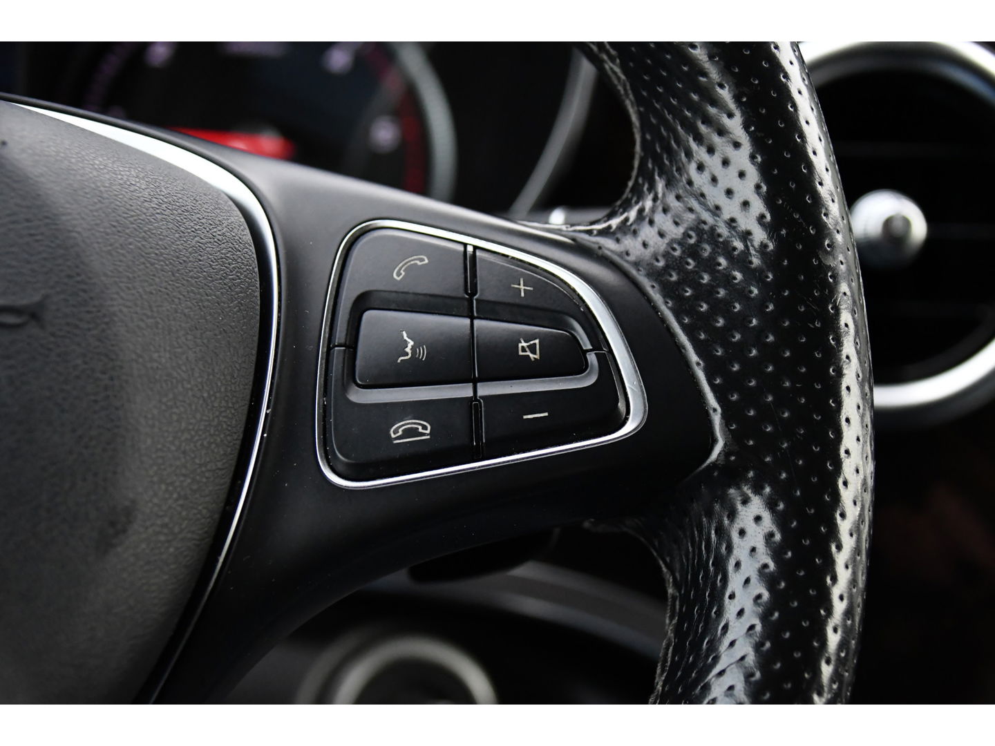 Mercedes-Benz V-Klasse 250d Lang DC Avantgarde Edition Full options! Cruise, 360 Camera, 2 x Electrische deur, Leder, Stoelverwarming, Trekhaak, LED, 190pk, Uniek!