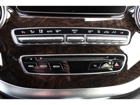 Mercedes-Benz V-Klasse 250d Lang DC Avantgarde Edition Full options! Cruise, 360 Camera, 2 x Electrische deur, Leder, Stoelverwarming, Trekhaak, LED, 190pk, Uniek!