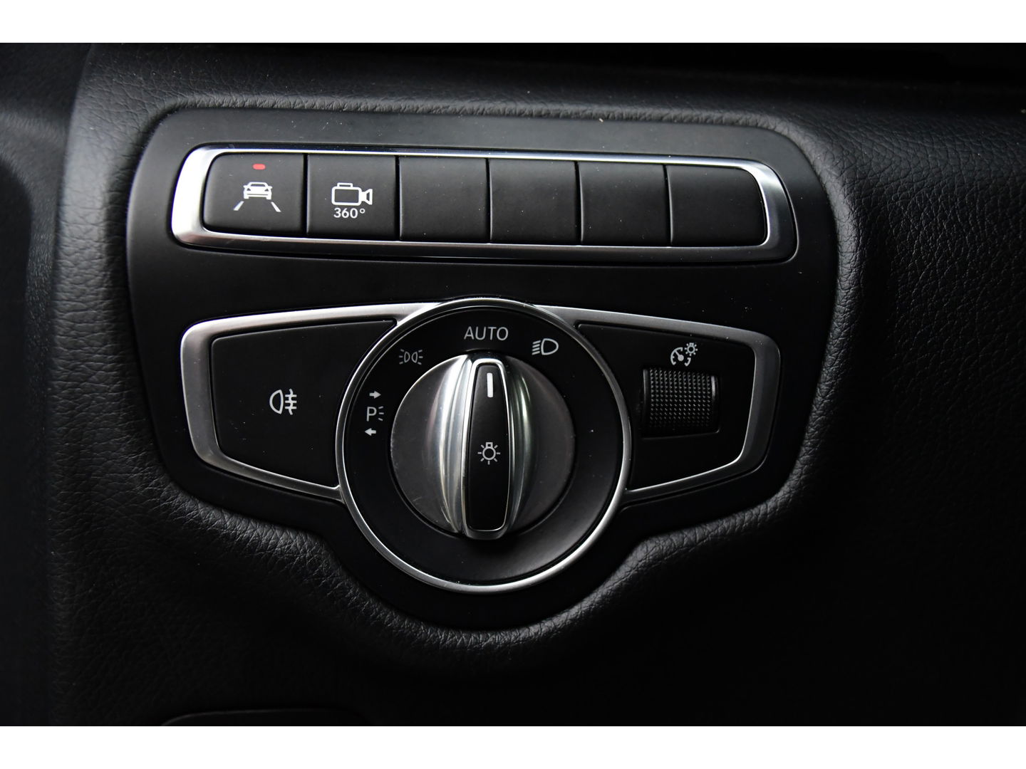 Mercedes-Benz V-Klasse 250d Lang DC Avantgarde Edition Full options! Cruise, 360 Camera, 2 x Electrische deur, Leder, Stoelverwarming, Trekhaak, LED, 190pk, Uniek!