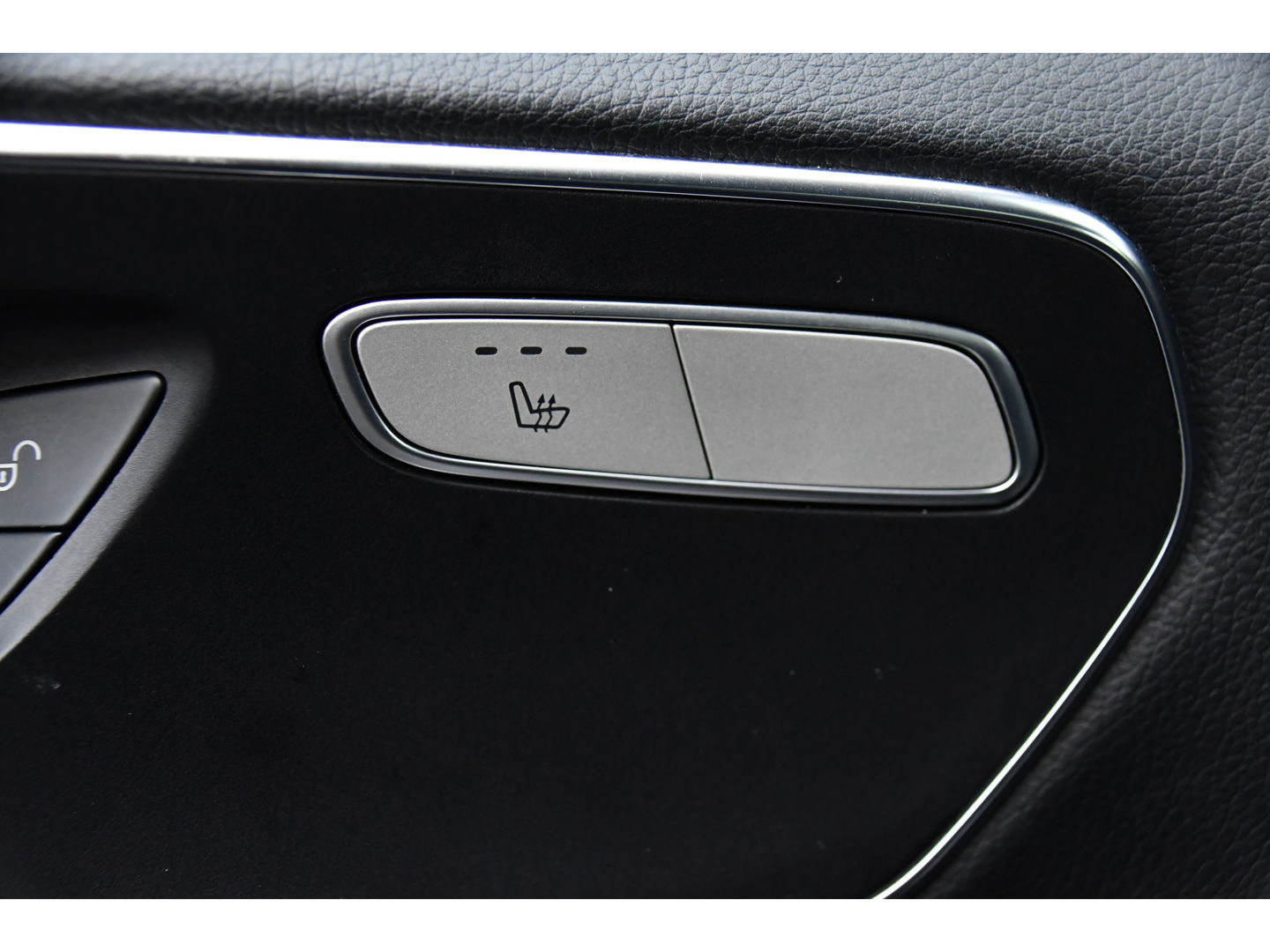 Mercedes-Benz V-Klasse 250d Lang DC Avantgarde Edition Full options! Cruise, 360 Camera, 2 x Electrische deur, Leder, Stoelverwarming, Trekhaak, LED, 190pk, Uniek!