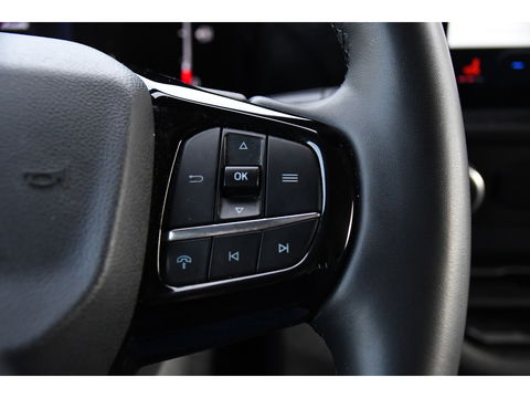 Ford Transit Custom 300 2.0 TDCI L2H1 Limited Black Edition Cruise, Camera, Carplay, 170pk, Stoelverwarming, Trekhaak, Multimedia, LED, Uniek!