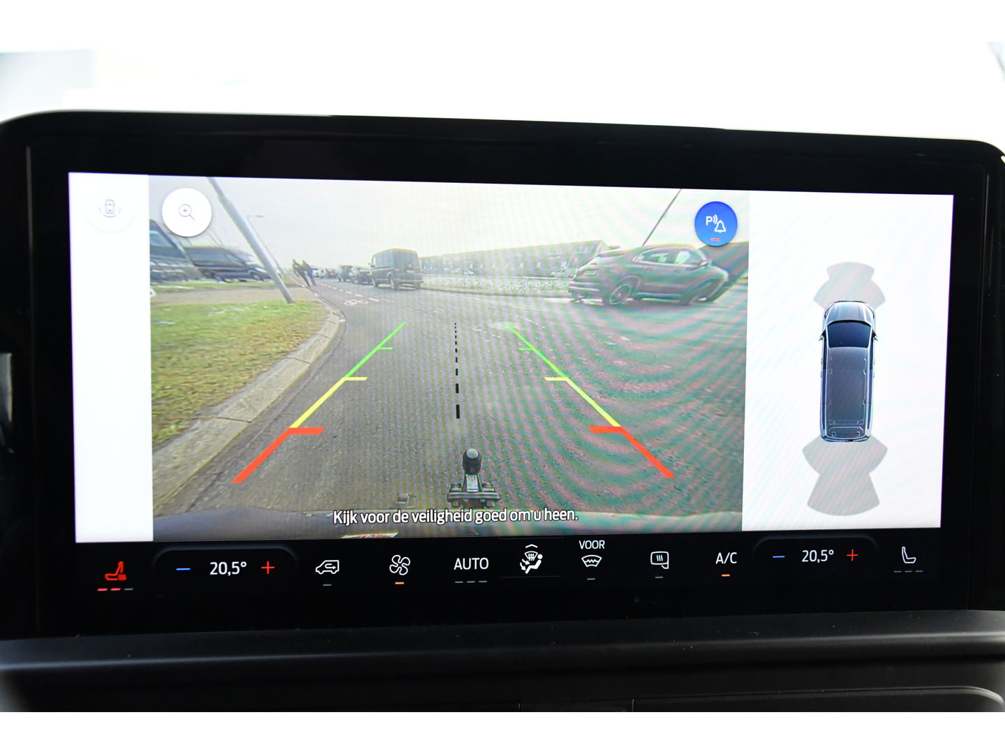 Ford Transit Custom 300 2.0 TDCI L2H1 Limited Black Edition Cruise, Camera, Carplay, 170pk, Stoelverwarming, Trekhaak, Multimedia, LED, Uniek!