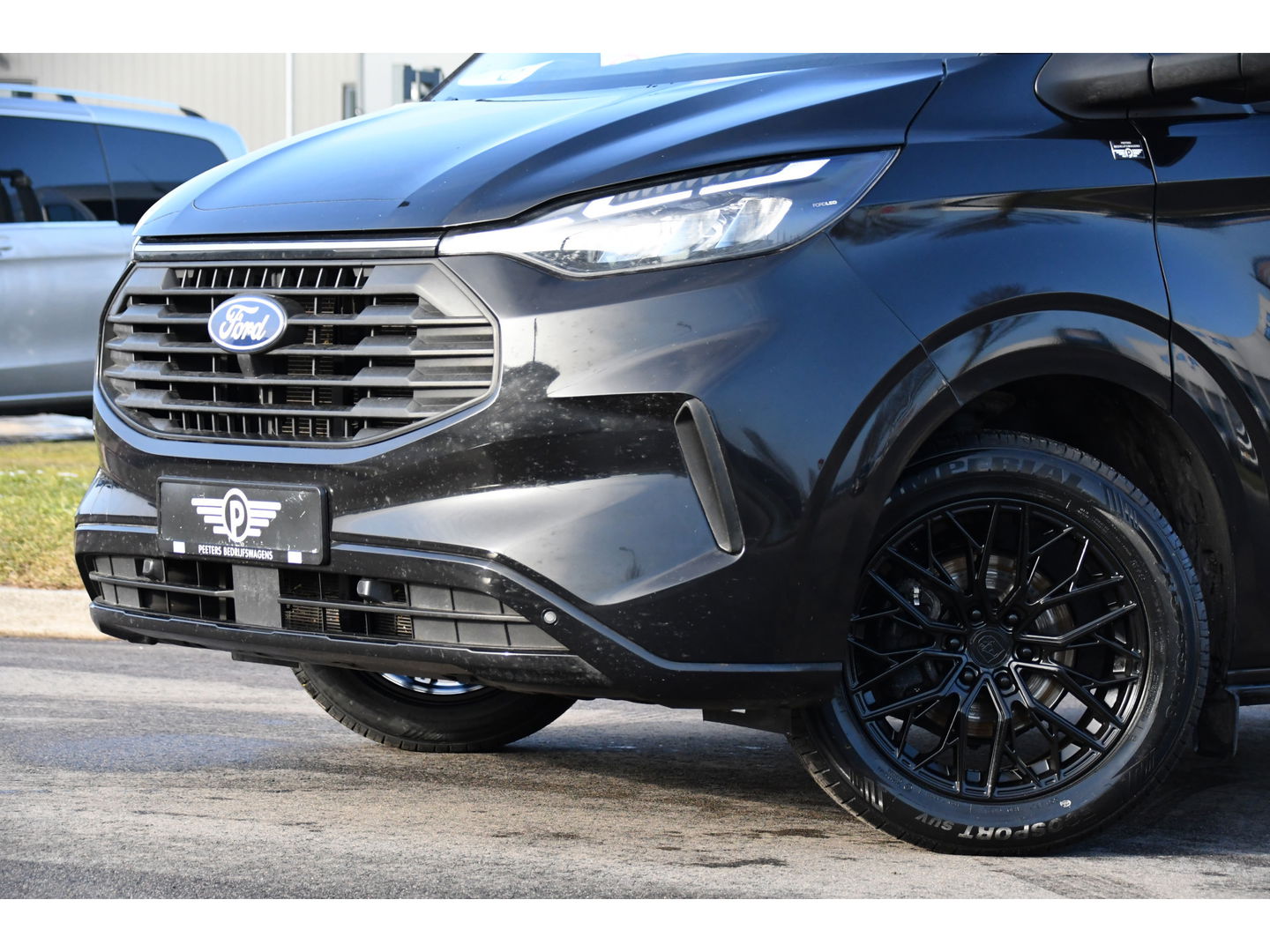 Ford Transit Custom 300 2.0 TDCI L2H1 Limited Black Edition Cruise, Camera, Carplay, 170pk, Stoelverwarming, Trekhaak, Multimedia, LED, Uniek!