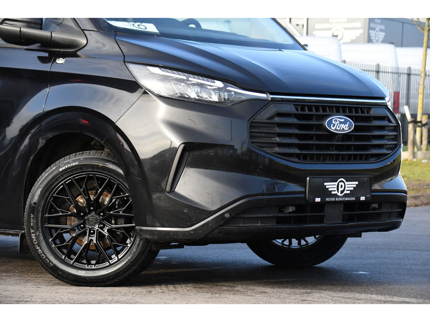 Ford Transit Custom 300 2.0 TDCI L2H1 Limited Black Edition Cruise, Camera, Carplay, 170pk, Stoelverwarming, Trekhaak, Multimedia, LED, Uniek!