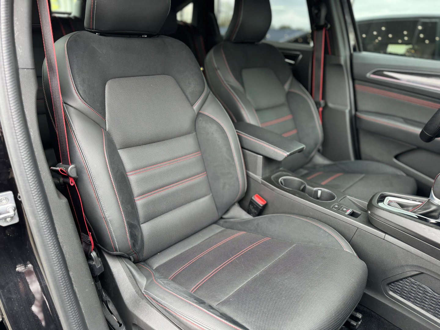 Renault Arkana 1.3 mild hybrid 160 R.S. line Automaat Camera Navi