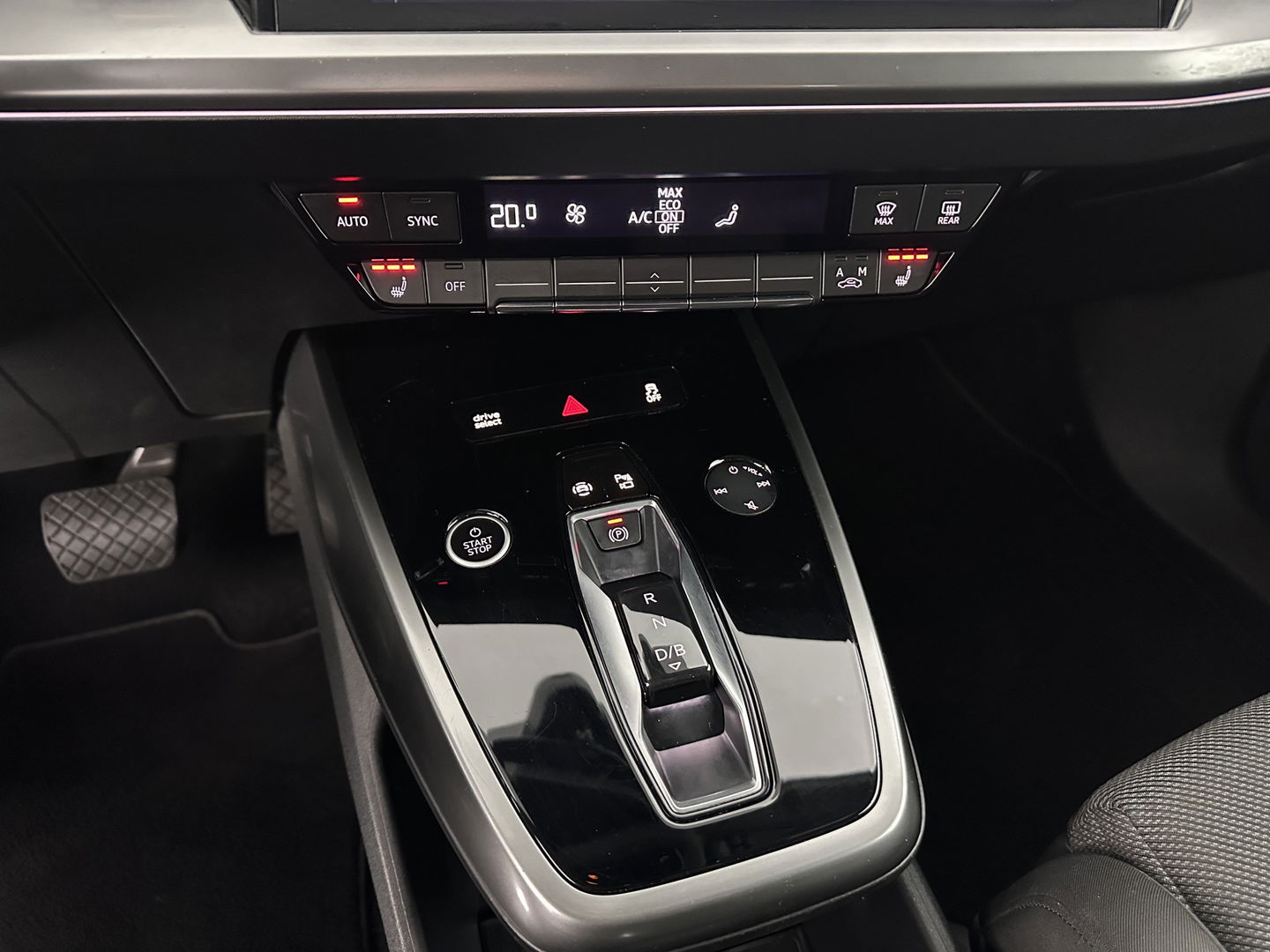 Audi Q4 e-tron 35 Advanced Sportback Edition 55 kWh {SOH-88%} (INCL-BTW) Aut.*NAVI-FULLMAP | MATRIX-LED | KEYLESS | CAMERA | AUDI-SOUND |  DIGI-COCKPIT | DAB | AMBIENTLIGHT | HEATED-SPORTSEATS | PRIVACYGLASS | CRUISE | 19''ALU*