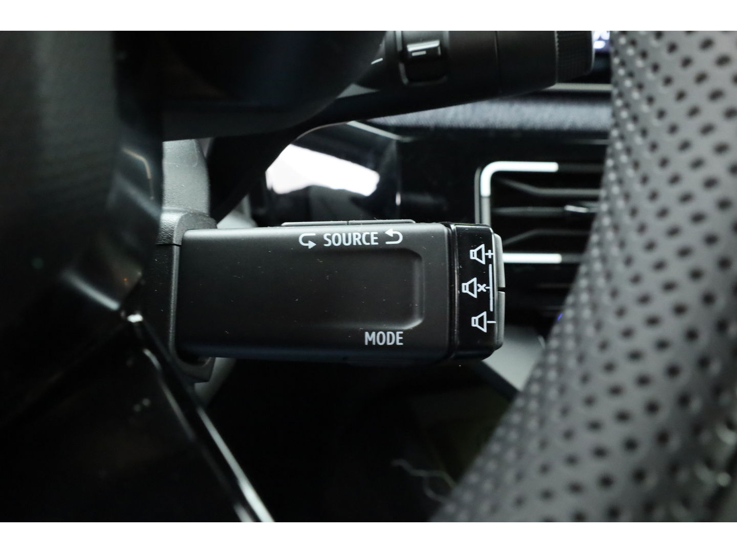 Renault 5 comfort range techno 52 kWh | Winter Pack | Camera | Adapt. Cruise | Apple CarPlay + Google info. |