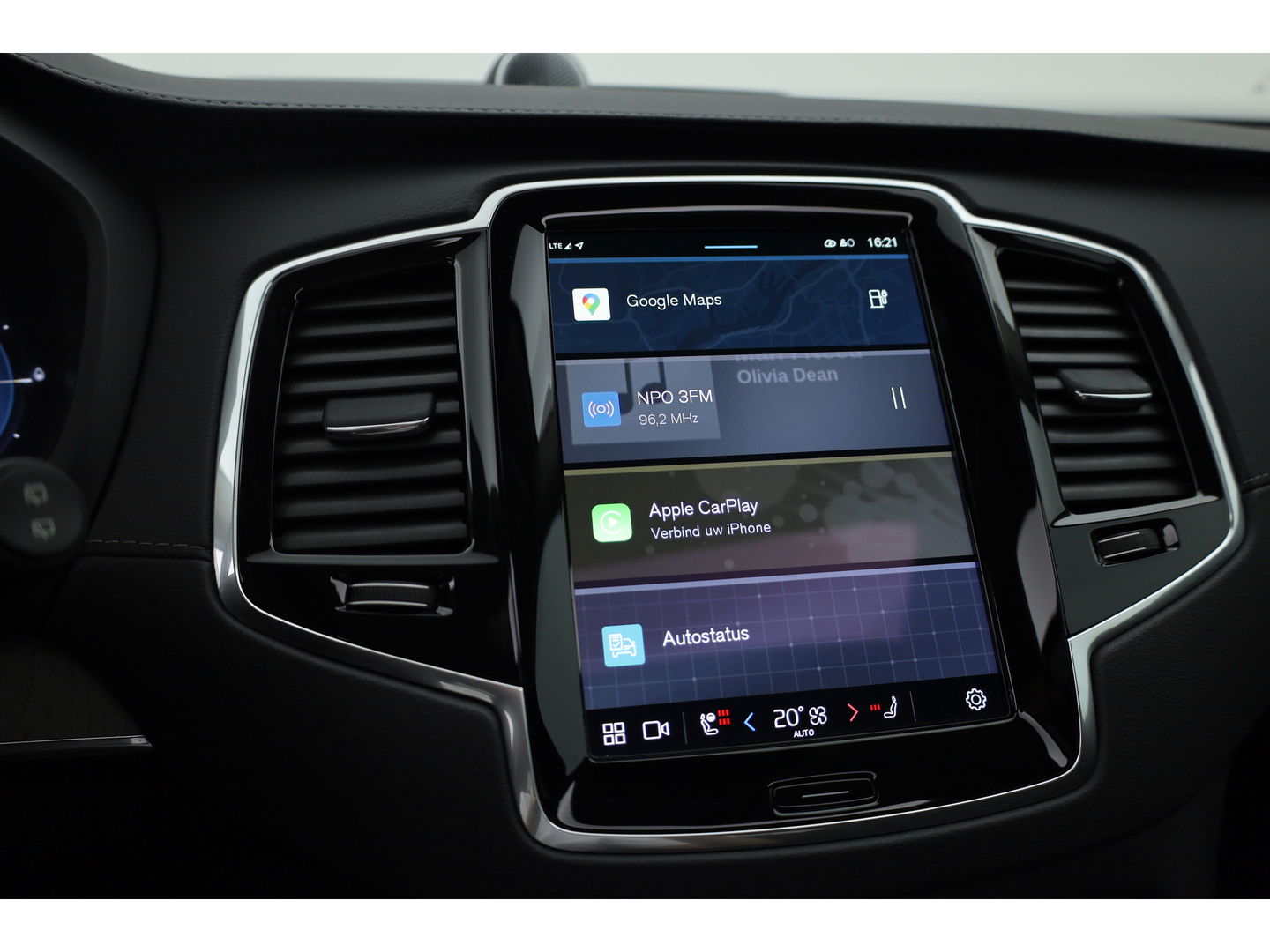 Volvo XC90 2.0 T8 Recharge AWD Ultra Bright | Luchtvering | Bowers & Wilkins | Trekhaak | Head-up | 360 camera |