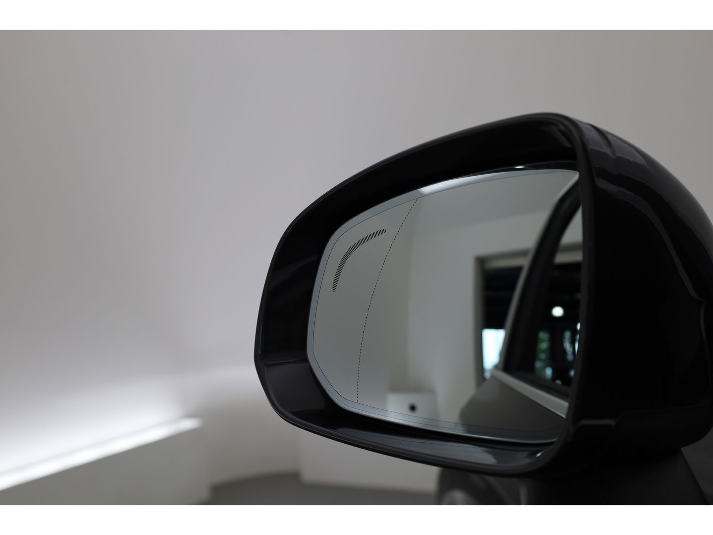 Volvo XC90 2.0 T8 Recharge AWD Ultra Bright | Luchtvering | Bowers & Wilkins | Trekhaak | Head-up | 360 camera |