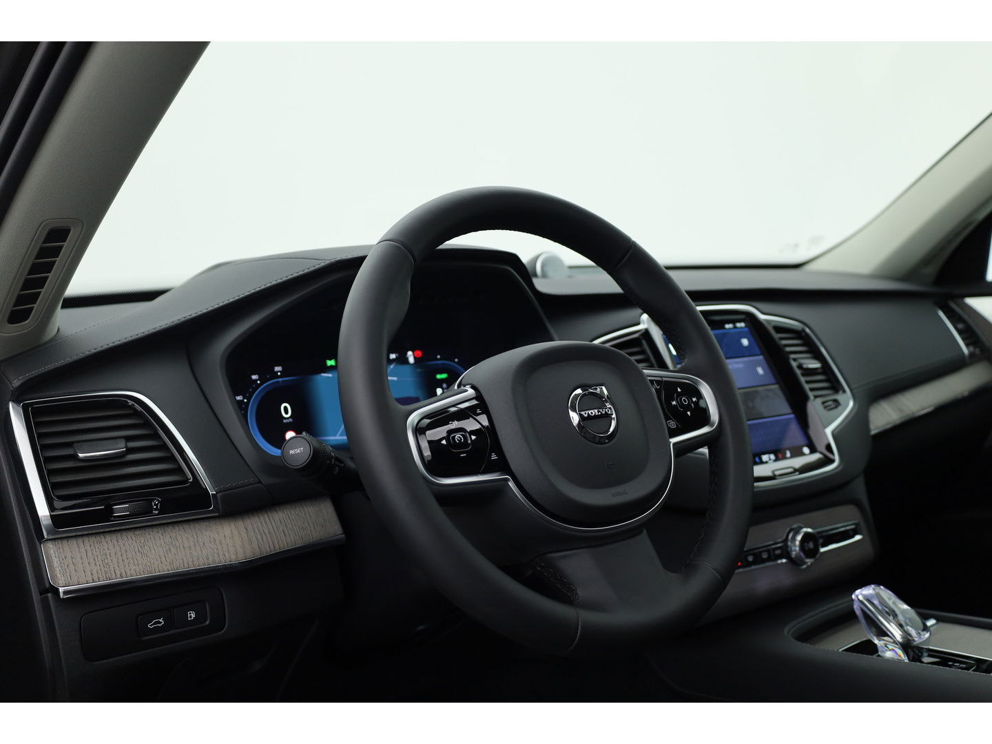 Volvo XC90 2.0 T8 Recharge AWD Ultra Bright | Luchtvering | Bowers & Wilkins | Trekhaak | Head-up | 360 camera |