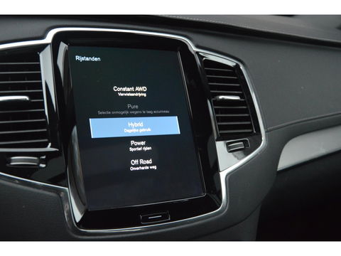 Volvo XC90 T8 Ultimate Dark LONG RANGE | Luchtvering | Trekhaak | Ventilatie Stoelen | Panoramadak | 360° Camera | Harman/Kardon