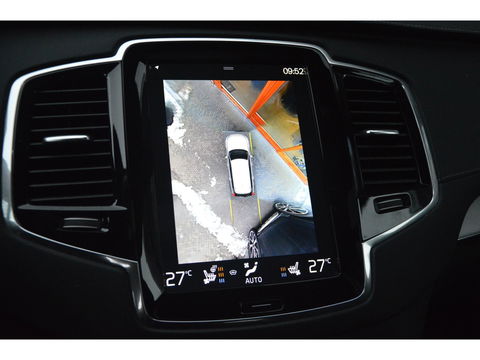 Volvo XC90 T8 Ultimate Dark LONG RANGE | Luchtvering | Trekhaak | Ventilatie Stoelen | Panoramadak | 360° Camera | Harman/Kardon