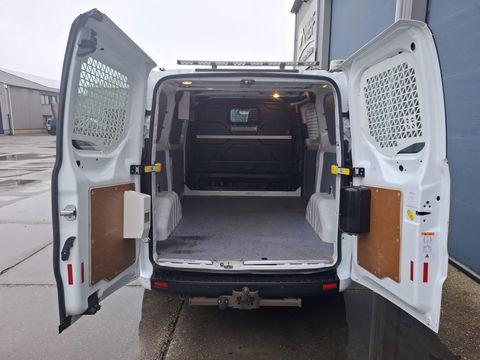 Ford Transit Custom 300L 2.0TD130Pk/96Kw mHEV M6 Ambiente AIRCO / CRUISE CONTROLE / TREKHAAK / EURO 6 / 3 ZITS