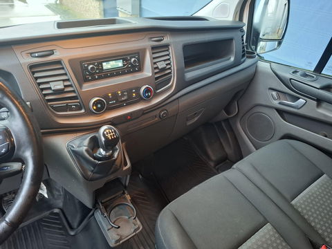 Ford Transit Custom 300L 2.0TD130Pk/96Kw mHEV M6 Ambiente AIRCO / CRUISE CONTROLE / TREKHAAK / EURO 6 / 3 ZITS