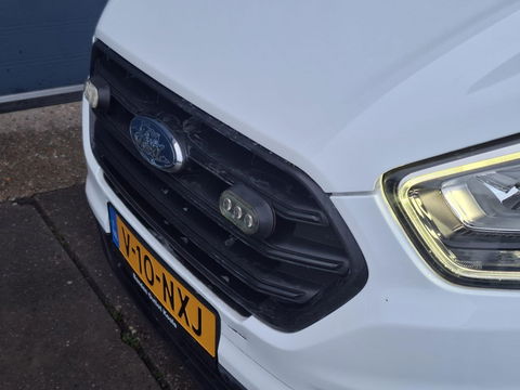 Ford Transit Custom 300L 2.0TD130Pk/96Kw mHEV M6 Ambiente AIRCO / CRUISE CONTROLE / TREKHAAK / EURO 6 / 3 ZITS