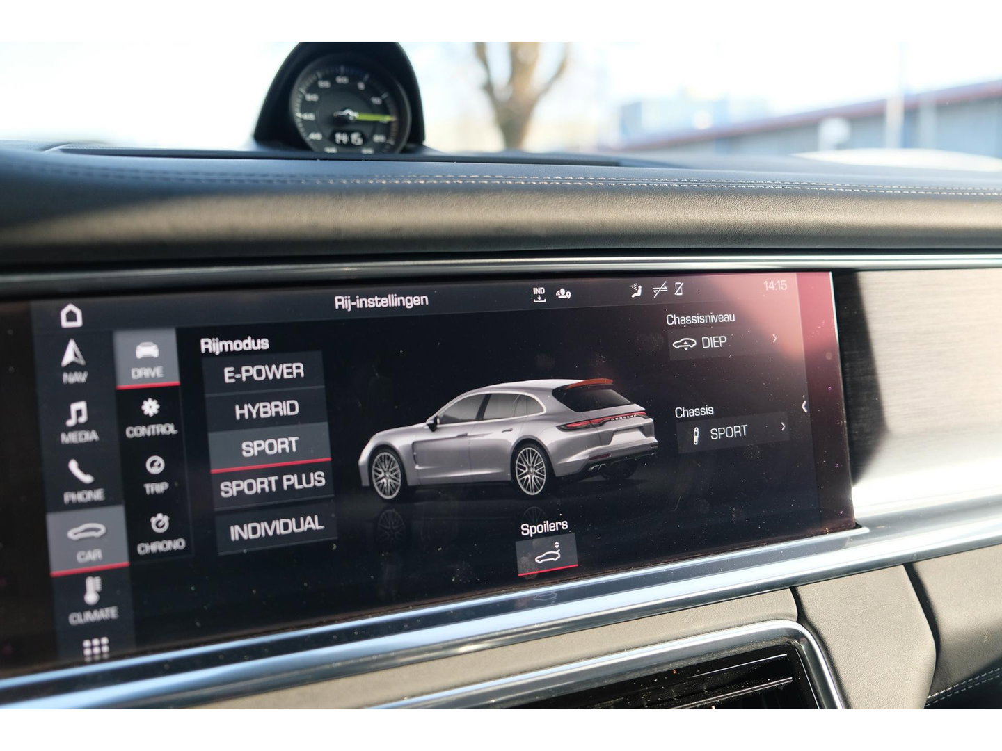 Porsche Panamera Sport Turismo 4.0 V8 Turbo S 700pk E-Hybrid Panoramadak Keramisch Luchtvering 4-wielsturing NLauto 1e eigenaar!