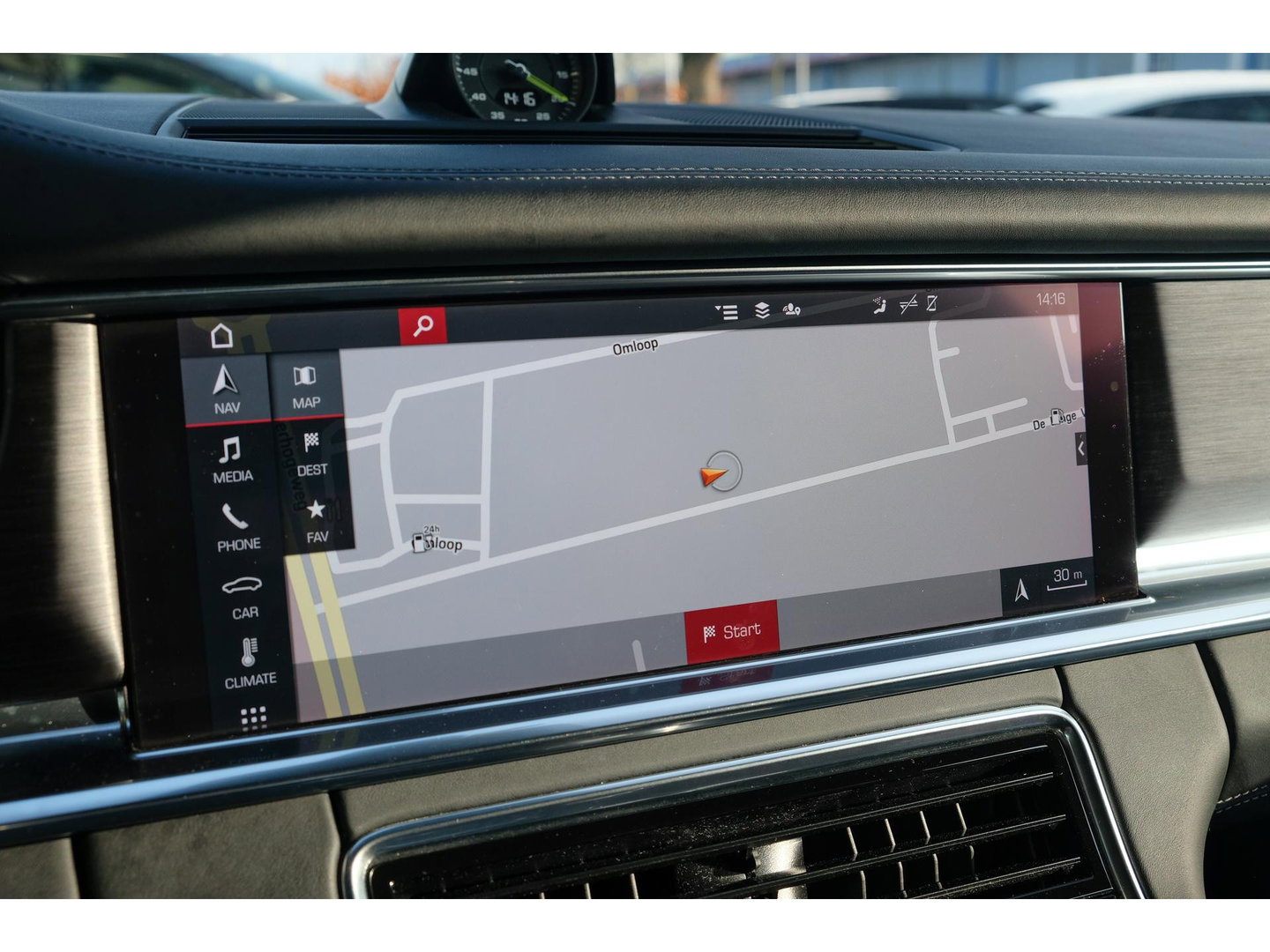 Porsche Panamera Sport Turismo 4.0 V8 Turbo S 700pk E-Hybrid Panoramadak Keramisch Luchtvering 4-wielsturing NLauto 1e eigenaar!