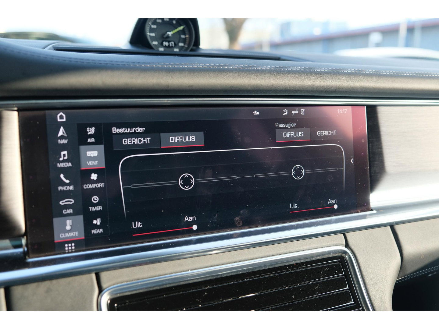 Porsche Panamera Sport Turismo 4.0 V8 Turbo S 700pk E-Hybrid Panoramadak Keramisch Luchtvering 4-wielsturing NLauto 1e eigenaar!