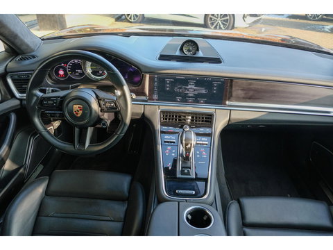 Porsche Panamera Sport Turismo 4.0 V8 Turbo S 700pk E-Hybrid Panoramadak Keramisch Luchtvering 4-wielsturing NLauto 1e eigenaar!
