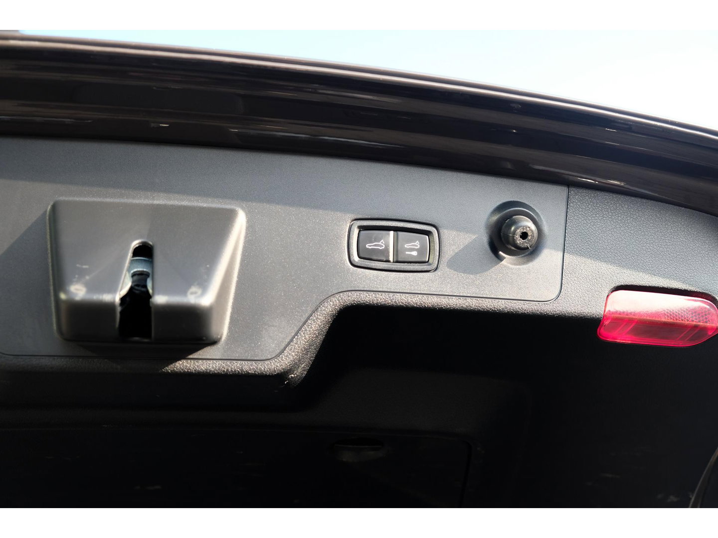 Porsche Panamera Sport Turismo 4.0 V8 Turbo S 700pk E-Hybrid Panoramadak Keramisch Luchtvering 4-wielsturing NLauto 1e eigenaar!