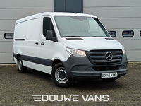 Mercedes-Benz Sprinter - 315 L2H1 Automaat Inrichting Navi Apple Carplay