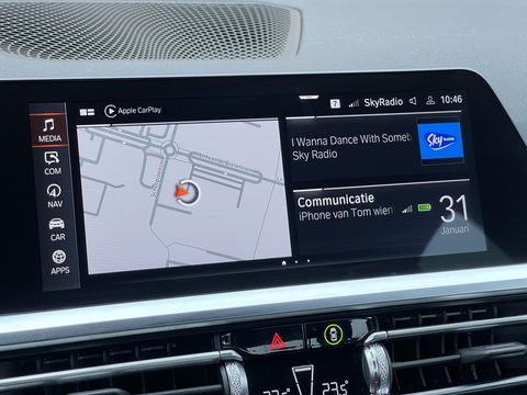 BMW 3 Serie 318i High Executive Edition | Apple Carplay | Sfeerverlichting | Keyless Go | Stop&Go | Airconditioning | Parkeersensoren |