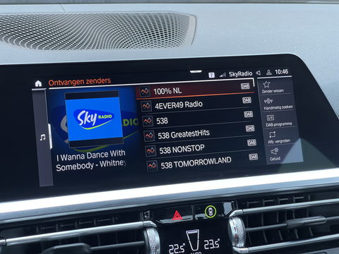 BMW 3 Serie 318i High Executive Edition | Apple Carplay | Sfeerverlichting | Keyless Go | Stop&Go | Airconditioning | Parkeersensoren |