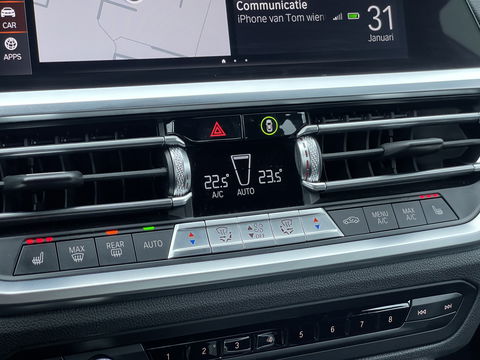 BMW 3 Serie 318i High Executive Edition | Apple Carplay | Sfeerverlichting | Keyless Go | Stop&Go | Airconditioning | Parkeersensoren |