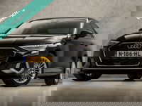 Audi A3 - Limousine 30 TFSI Sport Automaat (APPLE CARPLAY, GROOT NAVI, CLIMATE, SPORTSTOELEN, GETINT GLAS, CRUISE, SPORTSTUUR, LANE ASSIST, NIEUWSTAAT)