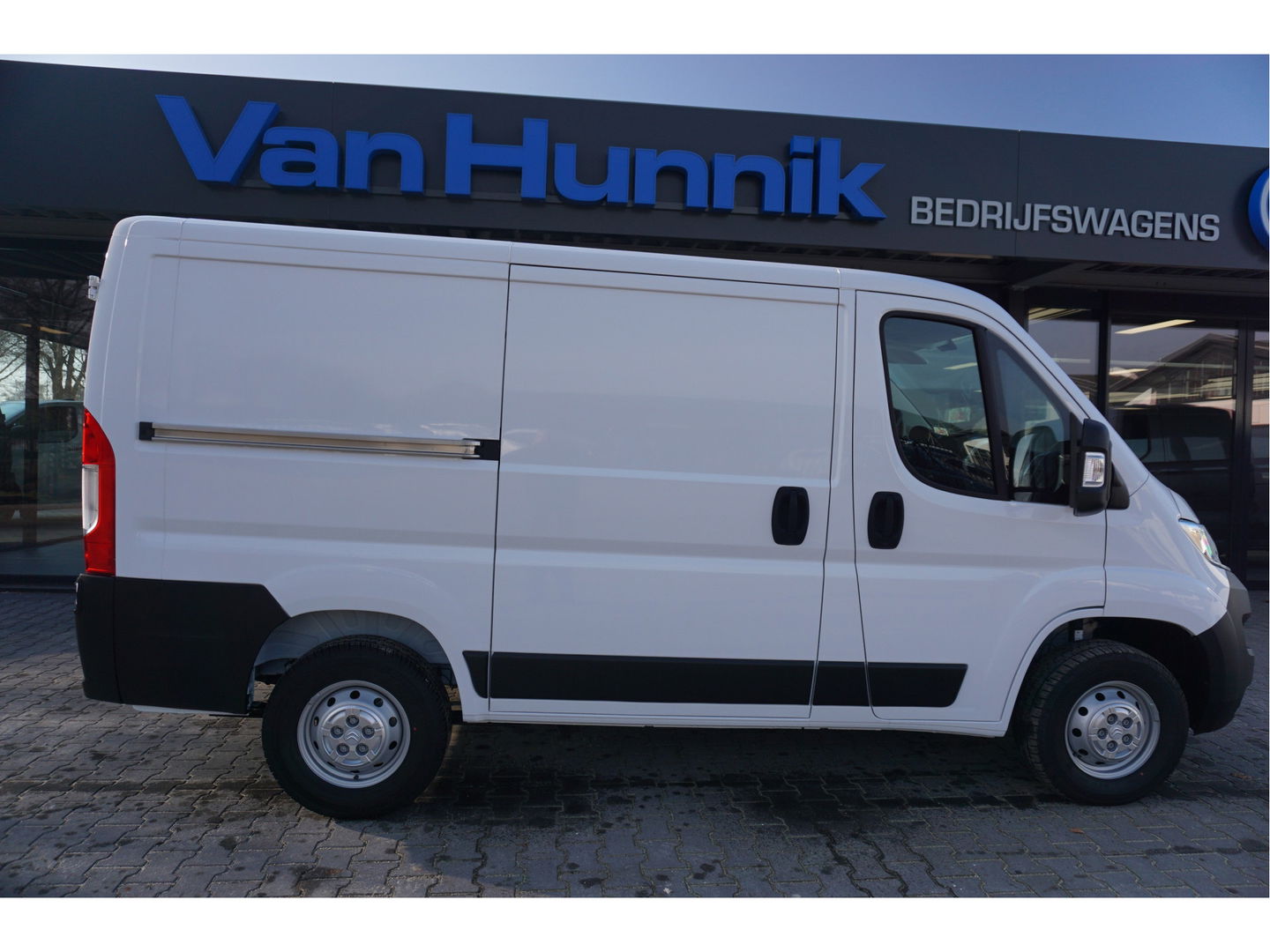 Citroën Jumper 33 2.2 140PK L1H1 BPM VRIJ!! Airco, Cruise, Apple CP / Android Auto! NR. J564*