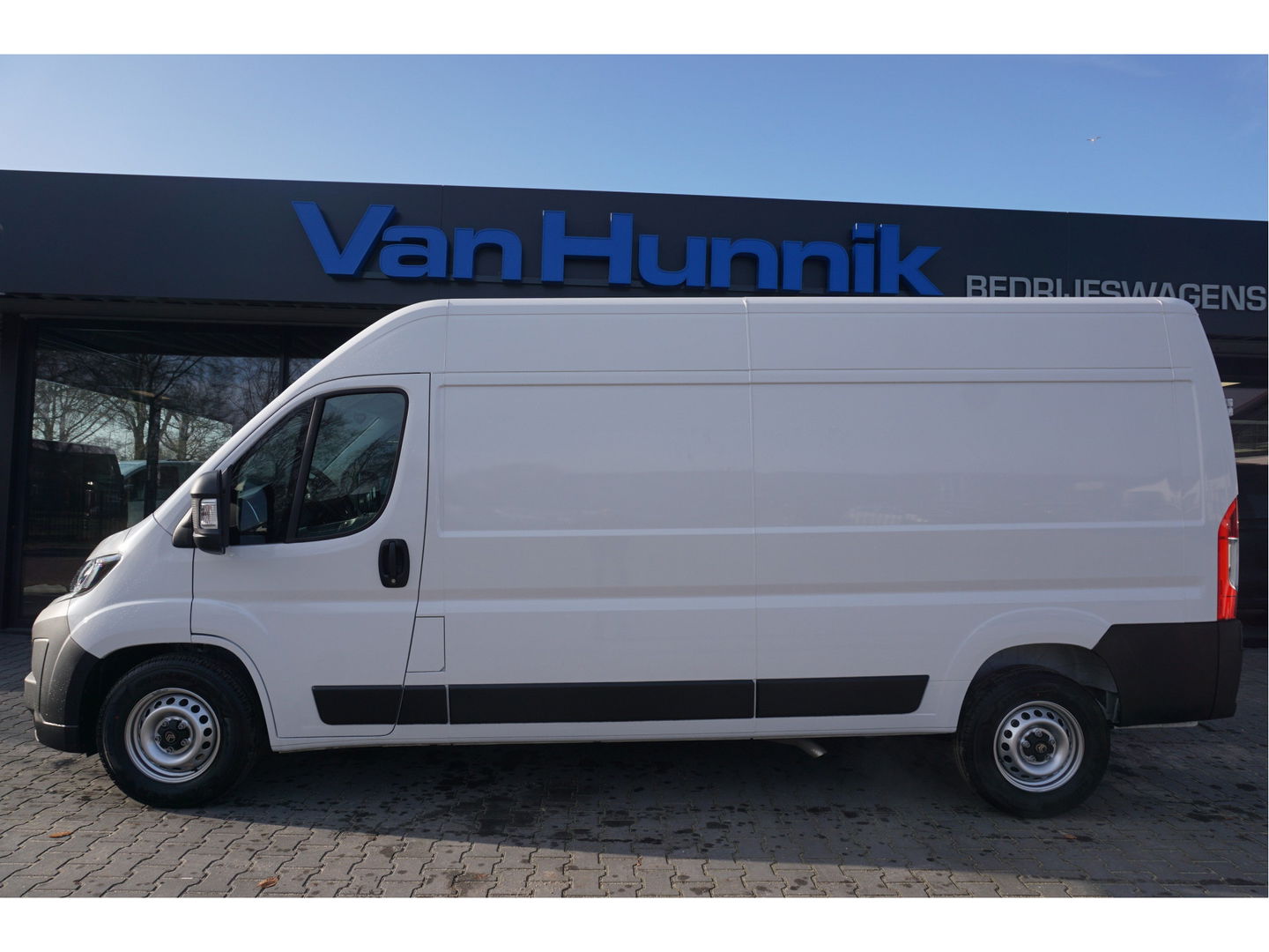 Citroën Jumper 35 2.2 EAT8 140PK Automaat L3H2 BPM VRIJ!! 10" Navi, Climate, Camera, LED, 270º Deur Betimmering!! NR. J075*