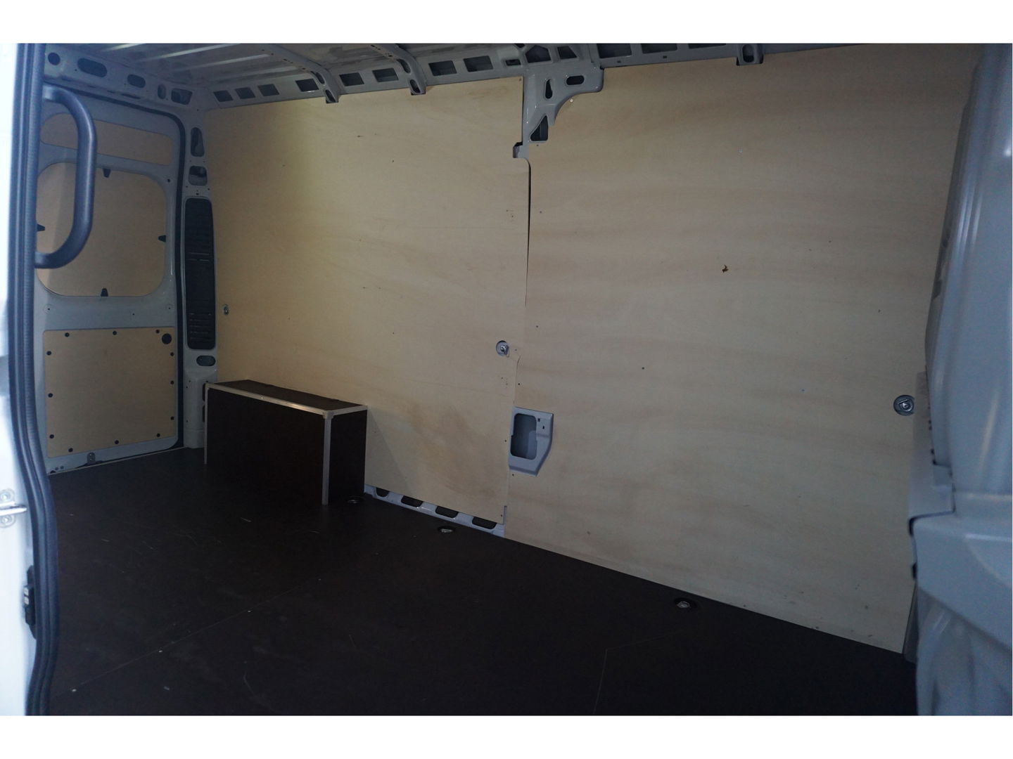 Citroën Jumper 35 2.2 EAT8 140PK Automaat L3H2 BPM VRIJ!! 10" Navi, Climate, Camera, LED, 270º Deur Betimmering!! NR. J075*