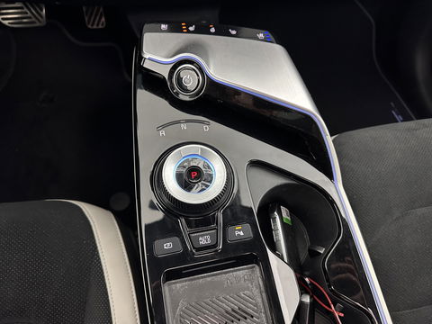 Kia Ev6 GT-Line 77.4 kWh (3-Fase-11kW) {SOH-100%} (INCL-BTW) Aut. *HEATPUMP | PANO | HEAD-UP | LEATHER-ALCANTARA | ADAPTIVE-CRUISE | DIGI-COCKPIT | MERIDIAN-AUDIO | MEMORYPACK | FULL-LED | KEYLESS | TOPVIEW | DAB | BLINDSPOT | NAVI-FULLMAP |