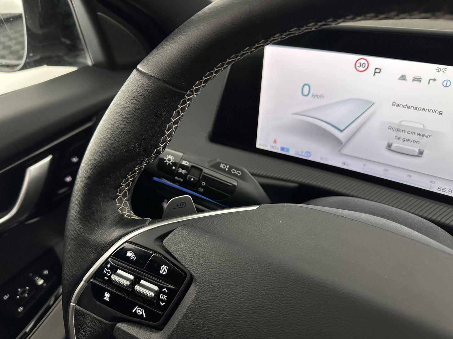 Kia Ev6 GT-Line 77.4 kWh (3-Fase-11kW) {SOH-100%} (INCL-BTW) Aut. *HEATPUMP | PANO | HEAD-UP | LEATHER-ALCANTARA | ADAPTIVE-CRUISE | DIGI-COCKPIT | MERIDIAN-AUDIO | MEMORYPACK | FULL-LED | KEYLESS | TOPVIEW | DAB | BLINDSPOT | NAVI-FULLMAP |