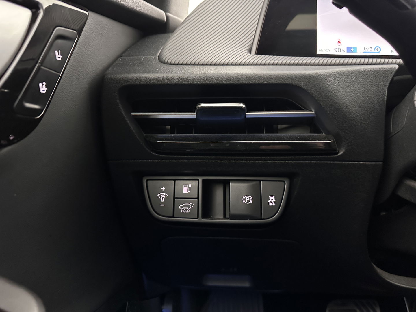 Kia Ev6 GT-Line 77.4 kWh (3-Fase-11kW) {SOH-100%} (INCL-BTW) Aut. *HEATPUMP | PANO | HEAD-UP | LEATHER-ALCANTARA | ADAPTIVE-CRUISE | DIGI-COCKPIT | MERIDIAN-AUDIO | MEMORYPACK | FULL-LED | KEYLESS | TOPVIEW | DAB | BLINDSPOT | NAVI-FULLMAP |