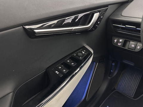 Kia Ev6 GT-Line 77.4 kWh (3-Fase-11kW) {SOH-100%} (INCL-BTW) Aut. *HEATPUMP | PANO | HEAD-UP | LEATHER-ALCANTARA | ADAPTIVE-CRUISE | DIGI-COCKPIT | MERIDIAN-AUDIO | MEMORYPACK | FULL-LED | KEYLESS | TOPVIEW | DAB | BLINDSPOT | NAVI-FULLMAP |