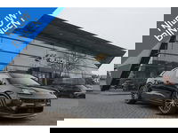 Porsche Macan - 4 388pk 100kWh Panoramadak Luchtvering Bijrijdersdisplay 18-weg Sportstoelen Bose NLauto