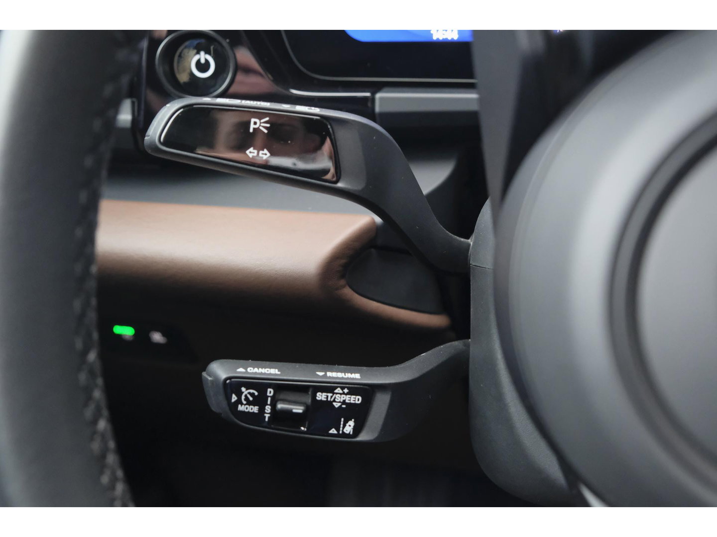 Porsche Macan 4 388pk 100kWh Panoramadak Luchtvering Bijrijdersdisplay 18-weg Sportstoelen Bose NLauto