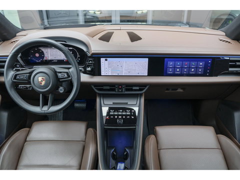 Porsche Macan 4 388pk 100kWh Panoramadak Luchtvering Bijrijdersdisplay 18-weg Sportstoelen Bose NLauto