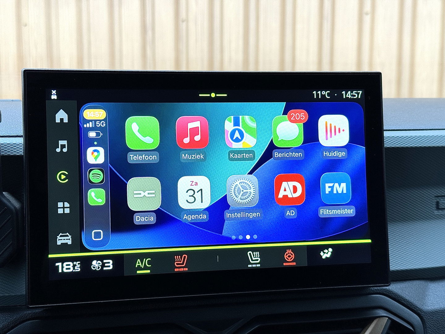 Dacia Duster 1.2 TCe 130 mild hybrid 4x4 Extreme | All-Terrain | 1500 KG Trekken | Apple Carplay | Android Auto | 360° Camera | Lane Assist | Dodehoeksensor | DAB | Led Flitsers | Keyless |