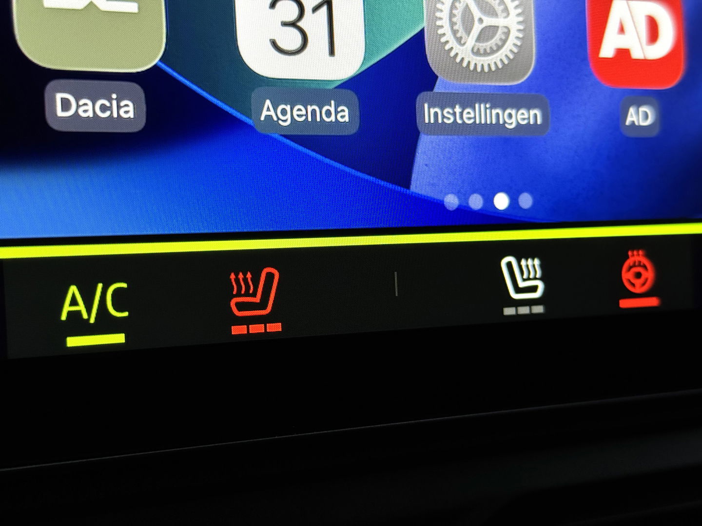 Dacia Duster 1.2 TCe 130 mild hybrid 4x4 Extreme | All-Terrain | 1500 KG Trekken | Apple Carplay | Android Auto | 360° Camera | Lane Assist | Dodehoeksensor | DAB | Led Flitsers | Keyless |