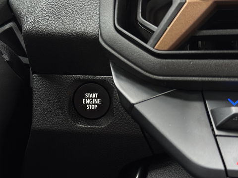 Dacia Duster 1.2 TCe 130 mild hybrid 4x4 Extreme | All-Terrain | 1500 KG Trekken | Apple Carplay | Android Auto | 360° Camera | Lane Assist | Dodehoeksensor | DAB | Led Flitsers | Keyless |