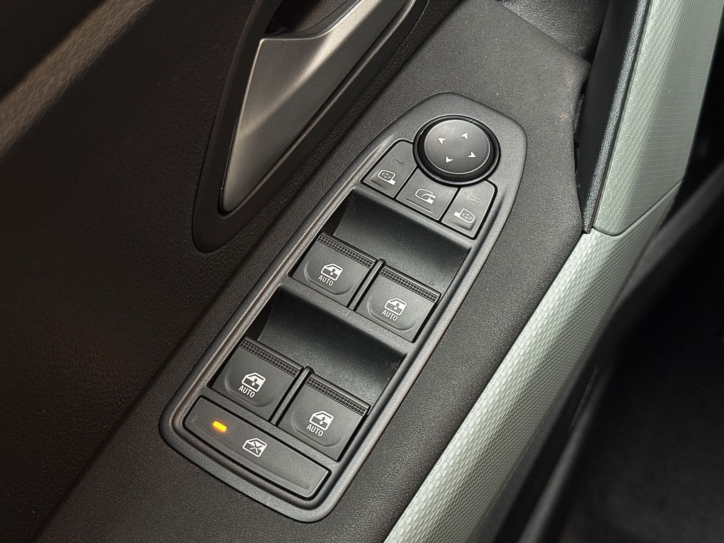 Dacia Duster 1.2 TCe 130 mild hybrid 4x4 Extreme | All-Terrain | 1500 KG Trekken | Apple Carplay | Android Auto | 360° Camera | Lane Assist | Dodehoeksensor | DAB | Led Flitsers | Keyless |