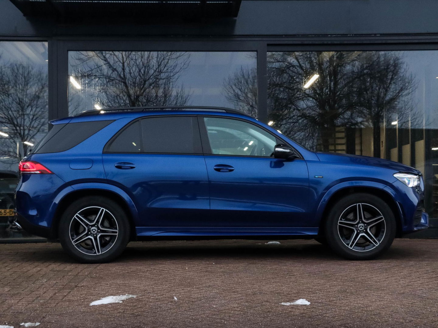 Mercedes-Benz GLE 350 e 4MATIC AMG | Nightpakket | Trekhaak | 1e eig. | Brilliant Blue