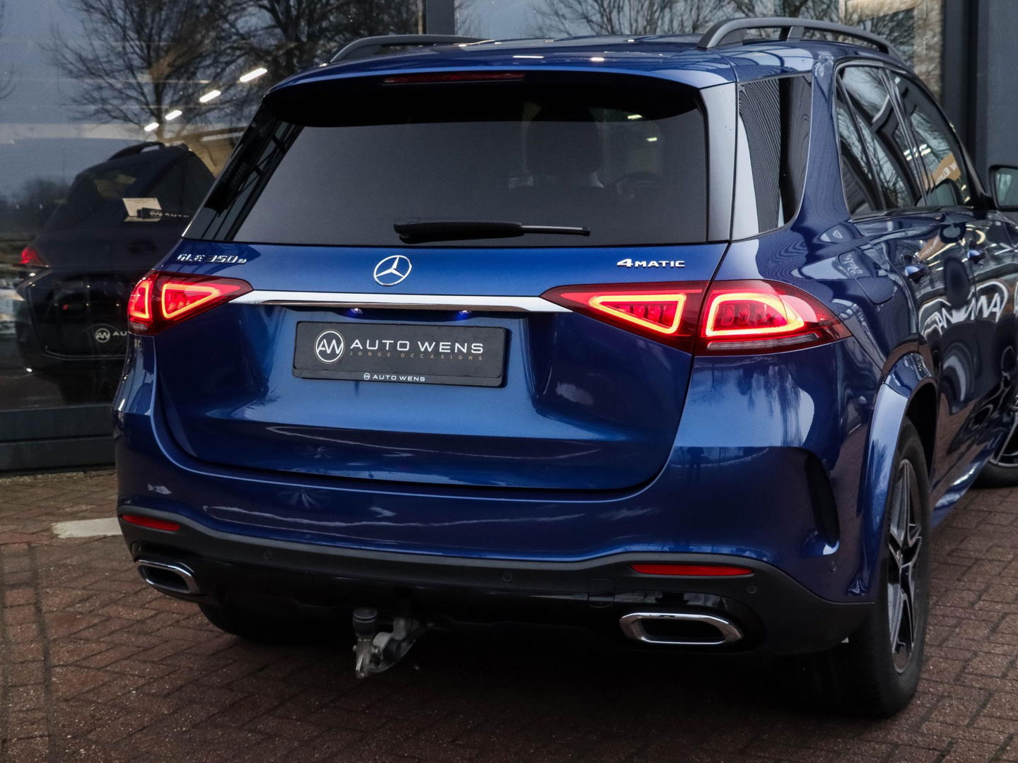 Mercedes-Benz GLE 350 e 4MATIC AMG | Nightpakket | Trekhaak | 1e eig. | Brilliant Blue