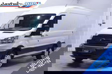 Ford Transit - 2.0 TDCI 130 pk Automaat L2H2 Trend Navi, Camera NAP, Laadruimte Pakket, PDC V+A, 3-Zits