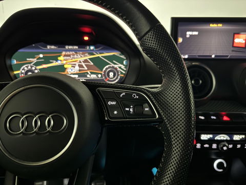 Audi Q2 35 TFSI S-Line Black Edition Virtual Sfeer Camera NAP