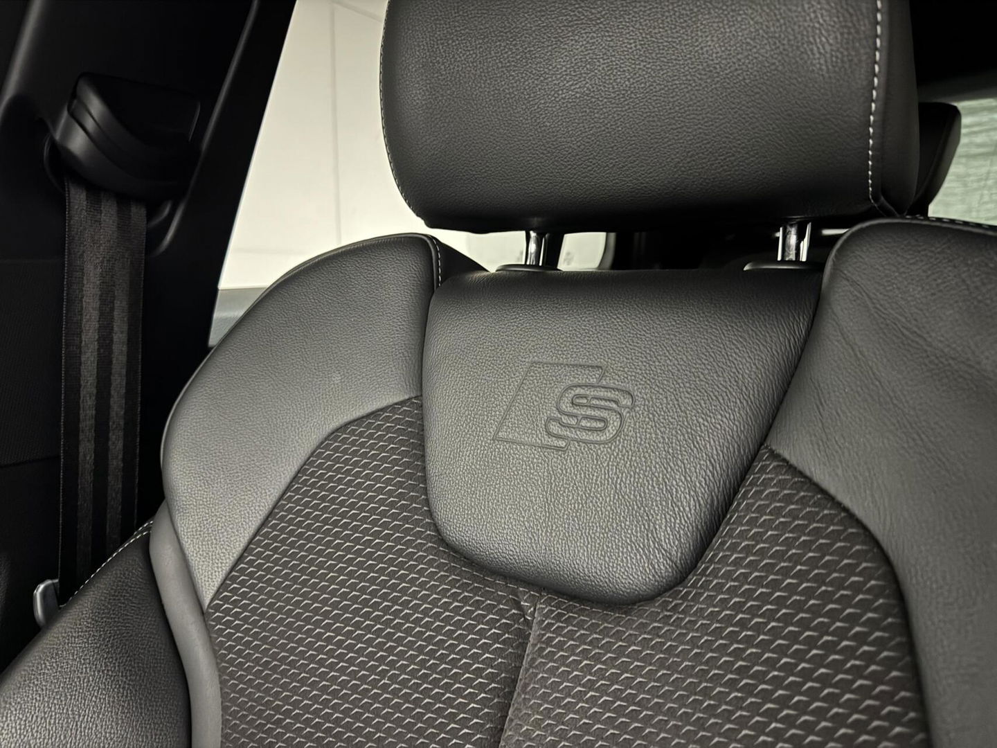 Audi Q2 35 TFSI S-Line Black Edition Virtual Sfeer Camera NAP