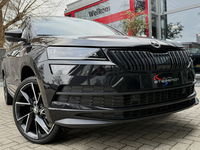 Škoda Karoq - 1.5 TSI 150PK AUT. *!* SPORTLINE *!* NAVI/ CARPLAY/ 19 INCH/ VIRTUAL/ 42 DKM *!*